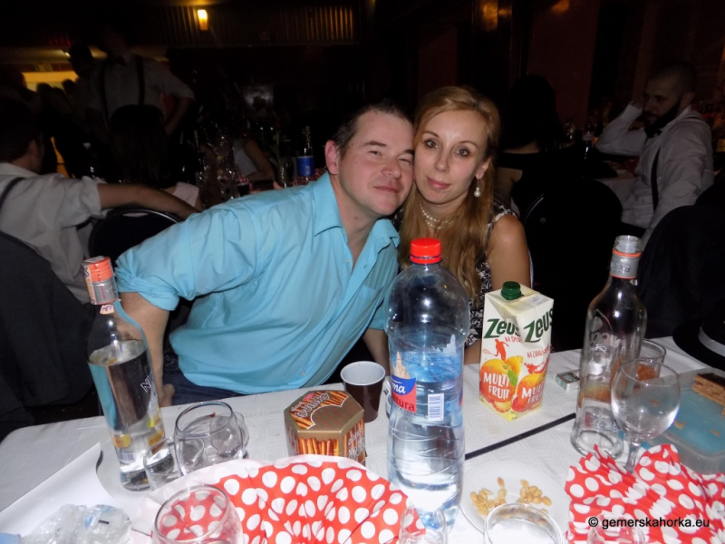 2017/ RETRO bál-ples