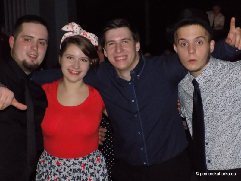 2017/ RETRO bál-ples