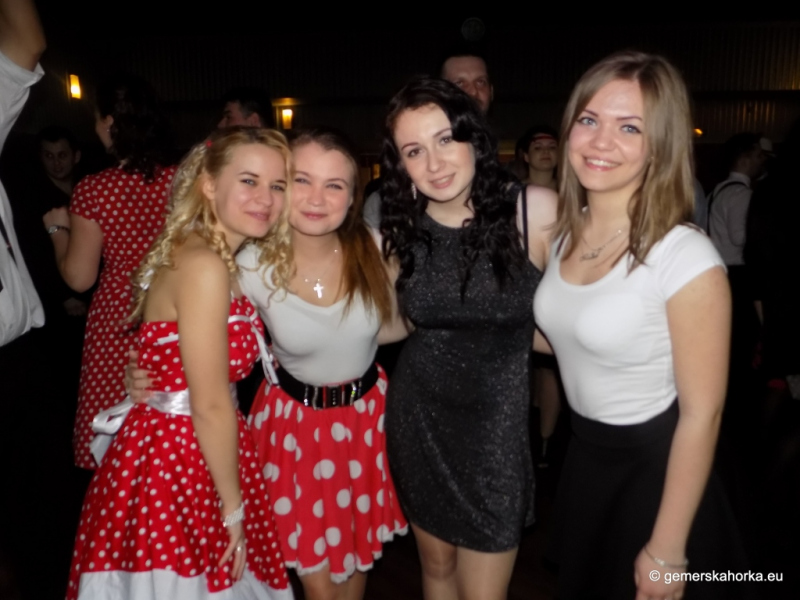 2017/ RETRO bál-ples