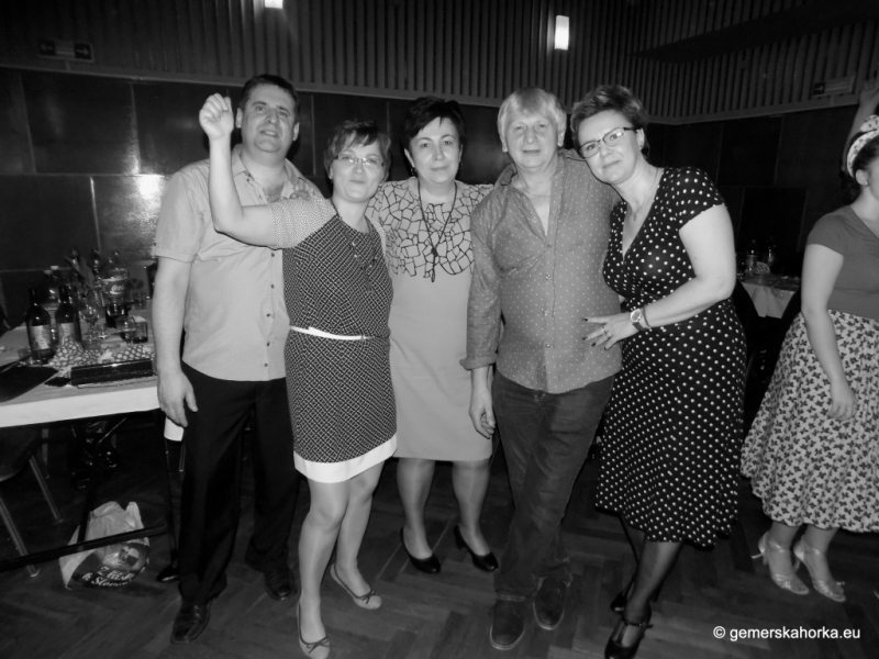 2017/ RETRO bál-ples