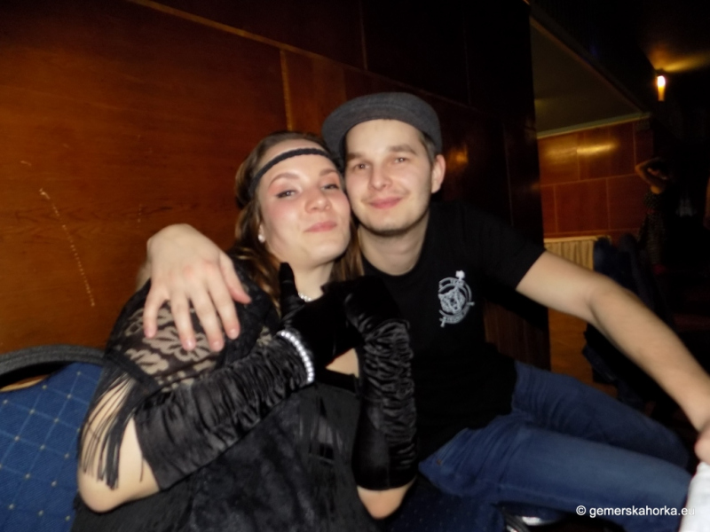 2017/ RETRO bál-ples