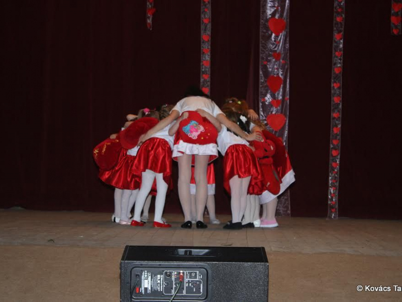 2017/ Anyák Napja - Deň matiek / Napsugár