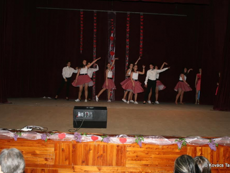 2017/ Anyák Napja - Deň matiek / Napsugár