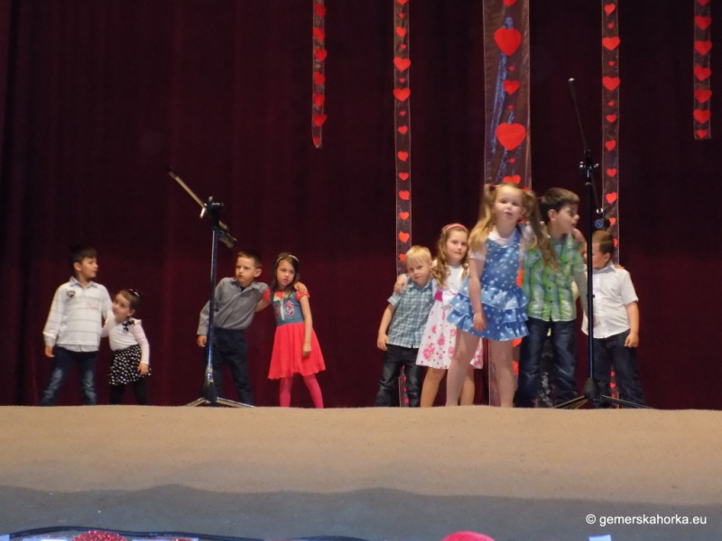 2017/ Anyák Napja - Deň matiek