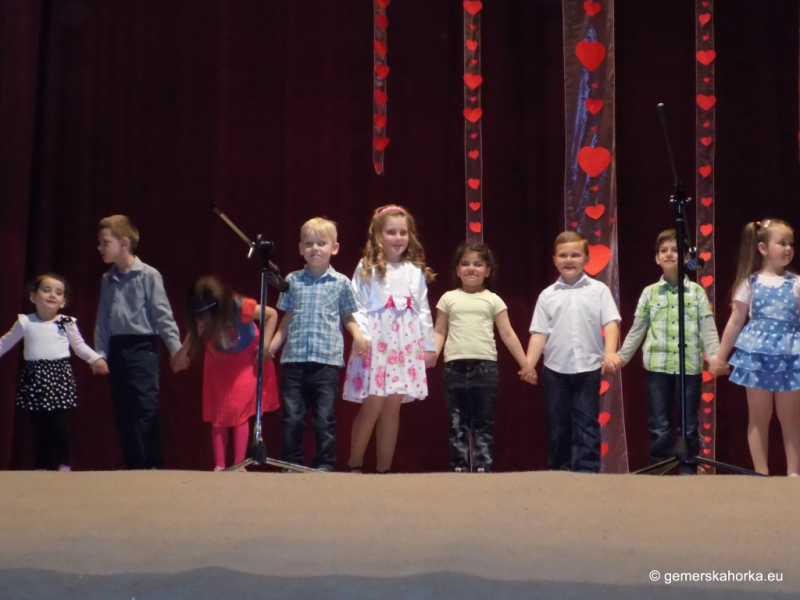 2017/ Anyák Napja - Deň matiek