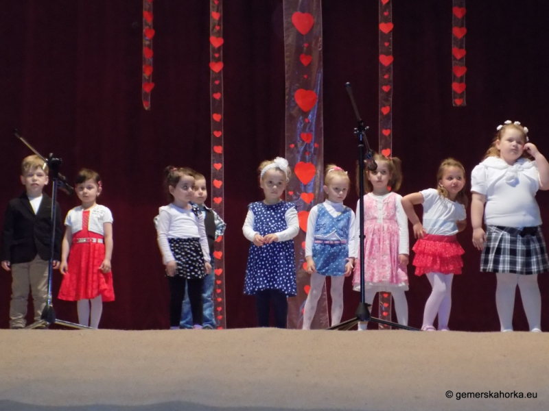 2017/ Anyák Napja - Deň matiek