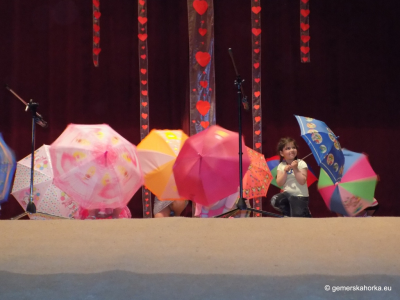 2017/ Anyák Napja - Deň matiek