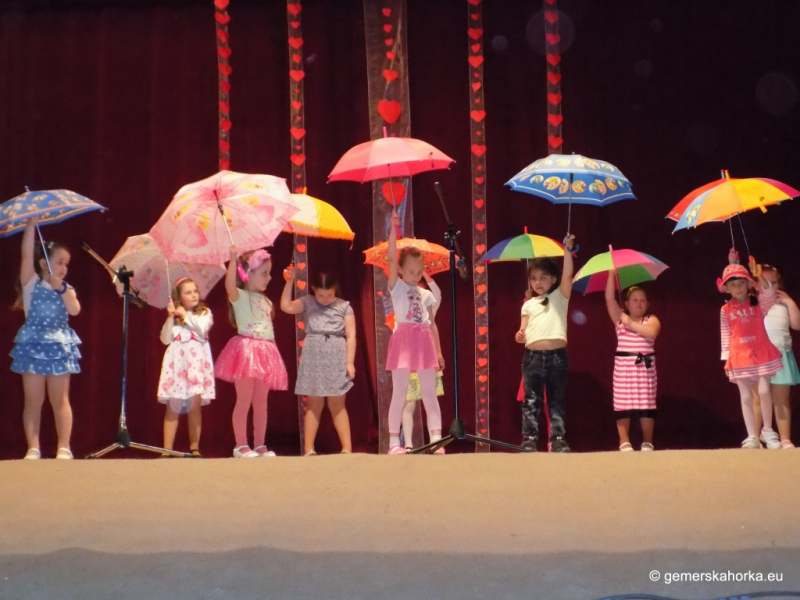 2017/ Anyák Napja - Deň matiek