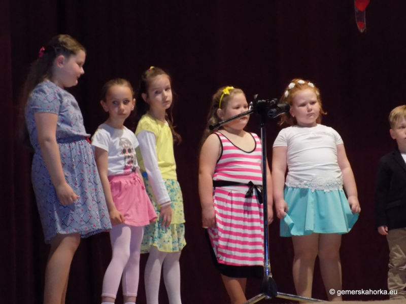 2017/ Anyák Napja - Deň matiek