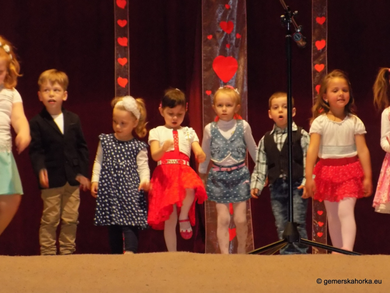 2017/ Anyák Napja - Deň matiek