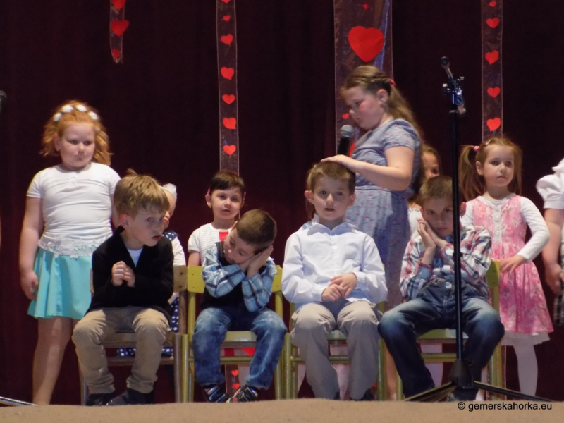 2017/ Anyák Napja - Deň matiek