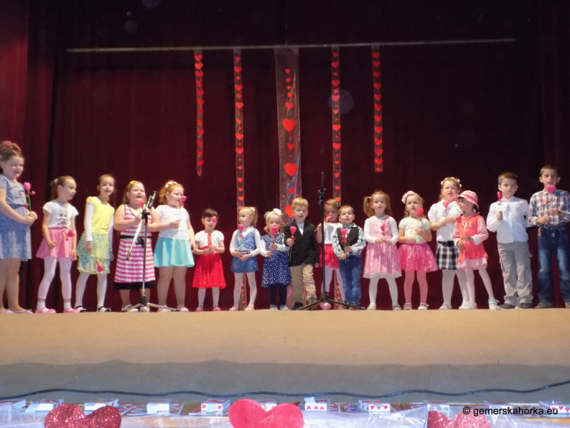 2017/ Anyák Napja - Deň matiek