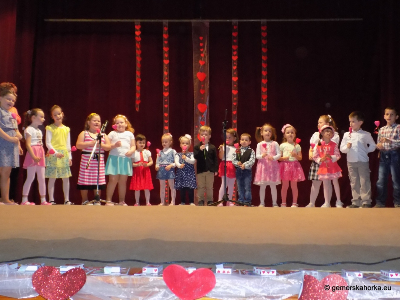 2017/ Anyák Napja - Deň matiek