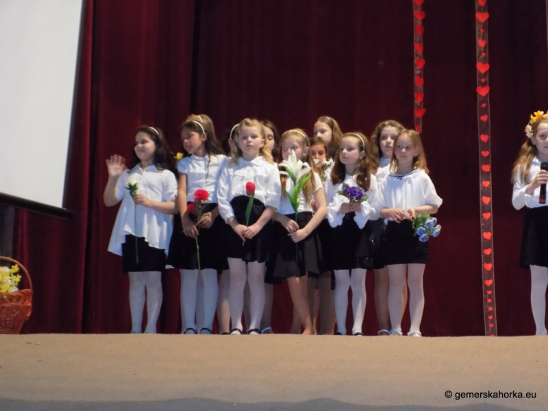 2017/ Anyák Napja - Deň matiek