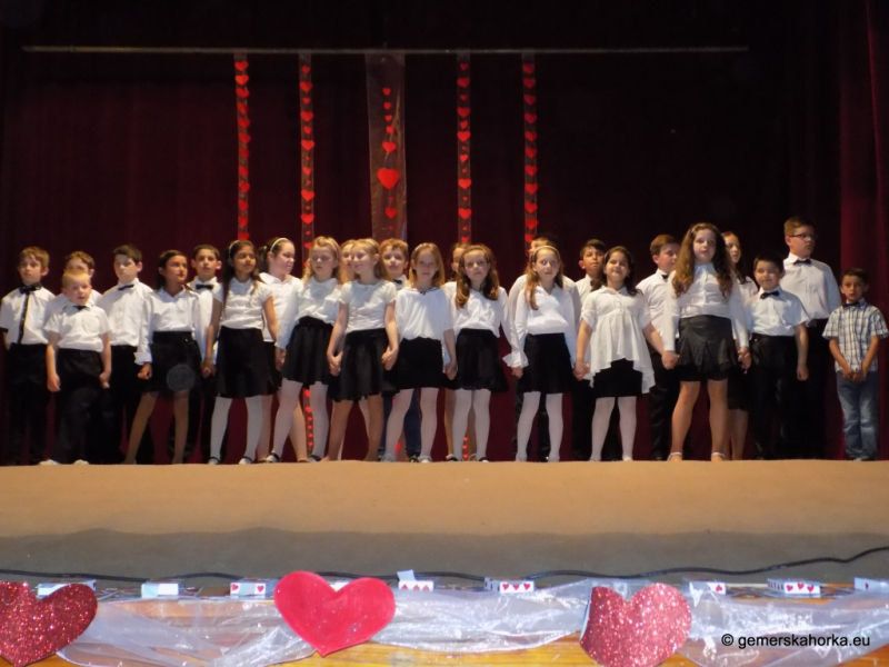 2017/ Anyák Napja - Deň matiek