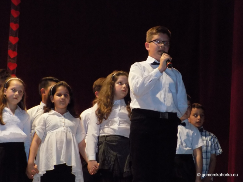 2017/ Anyák Napja - Deň matiek