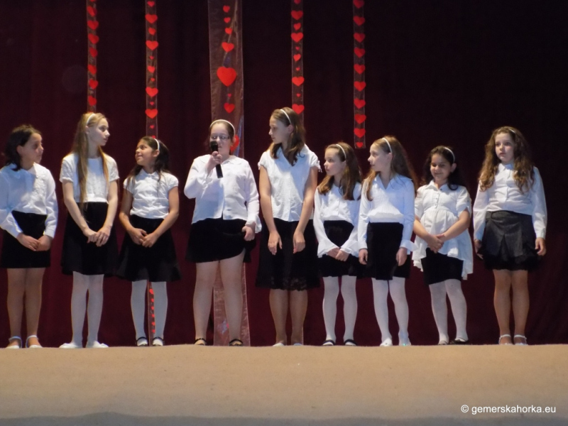 2017/ Anyák Napja - Deň matiek