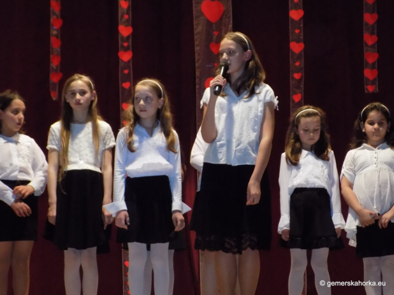 2017/ Anyák Napja - Deň matiek