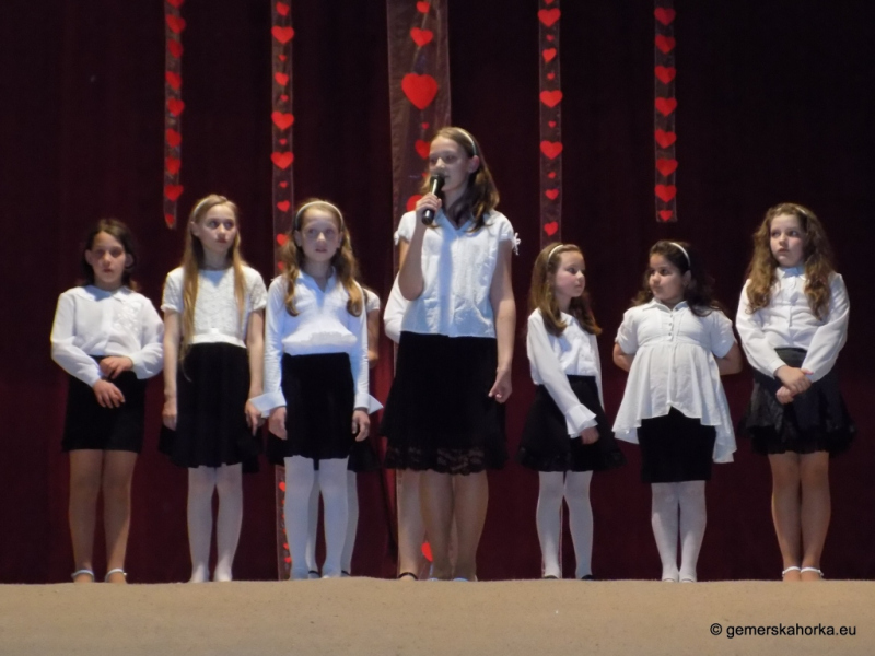 2017/ Anyák Napja - Deň matiek