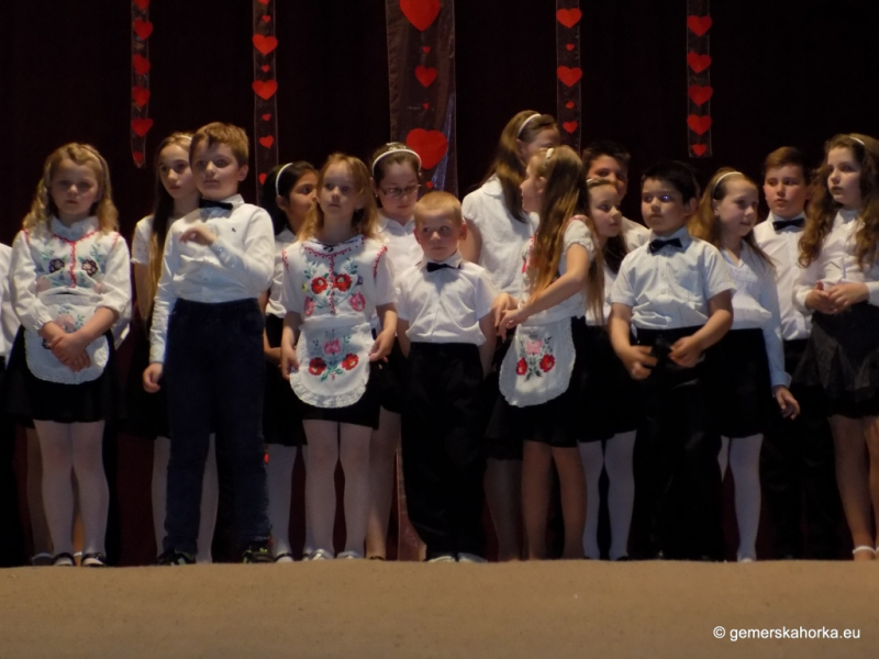 2017/ Anyák Napja - Deň matiek