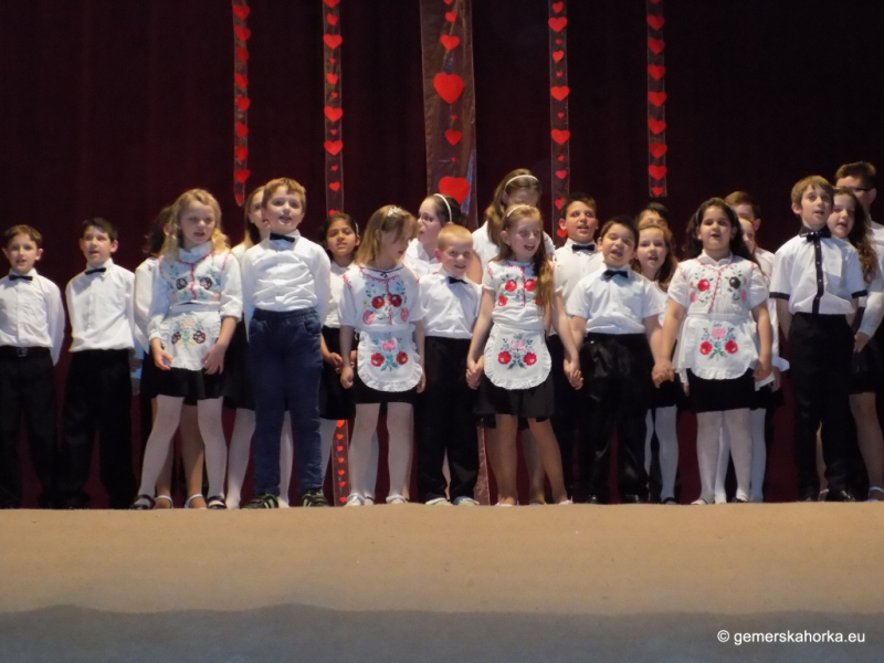 2017/ Anyák Napja - Deň matiek