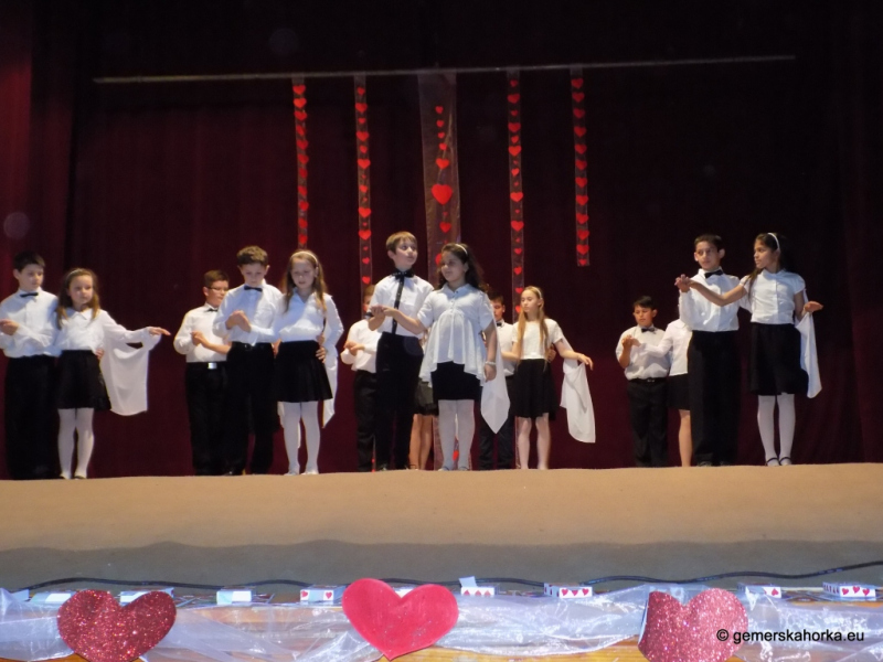 2017/ Anyák Napja - Deň matiek