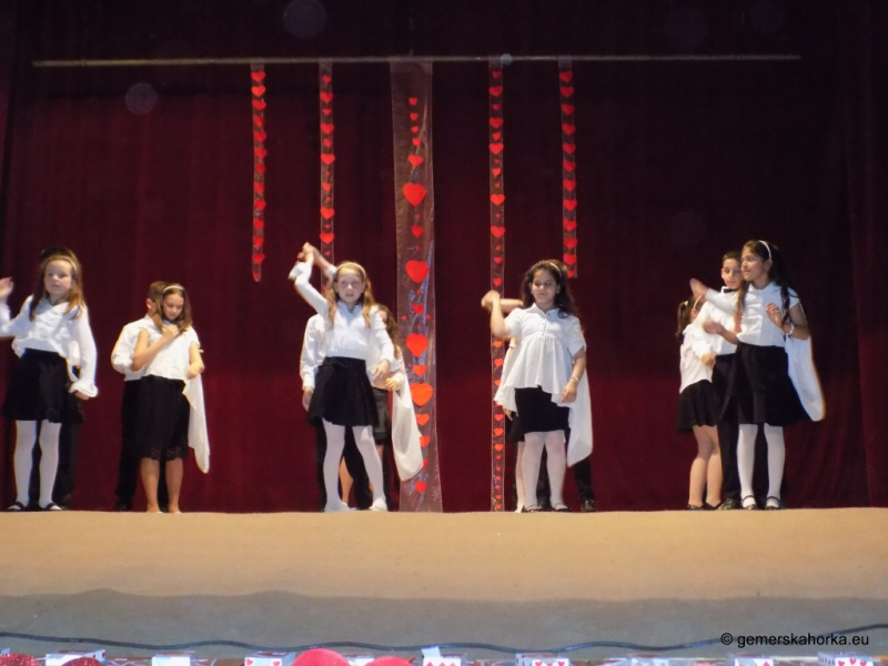 2017/ Anyák Napja - Deň matiek