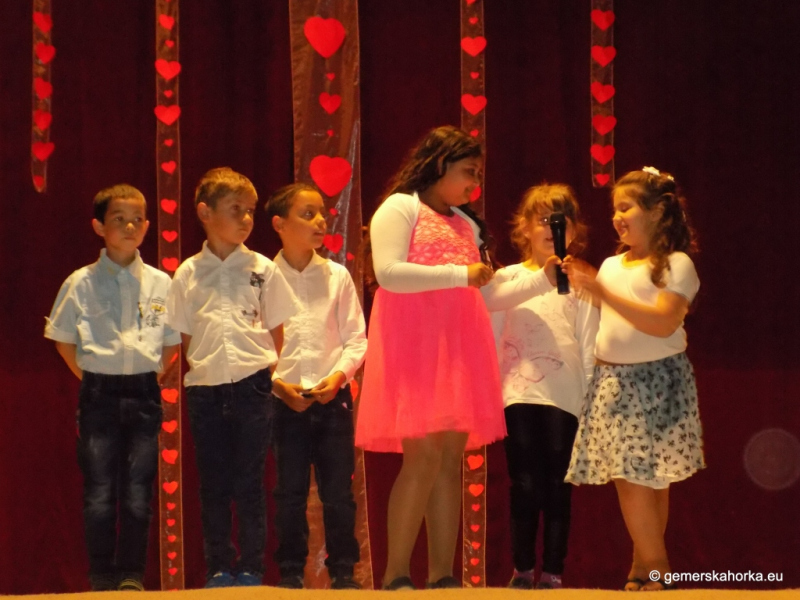 2017/ Anyák Napja - Deň matiek