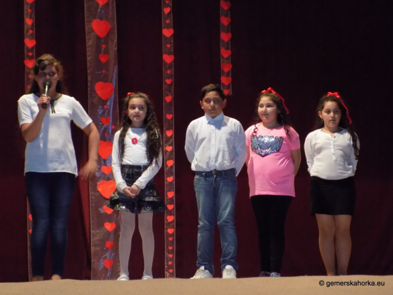 2017/ Anyák Napja - Deň matiek