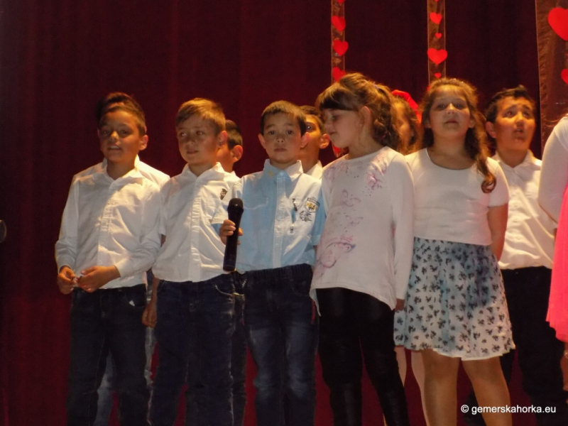 2017/ Anyák Napja - Deň matiek