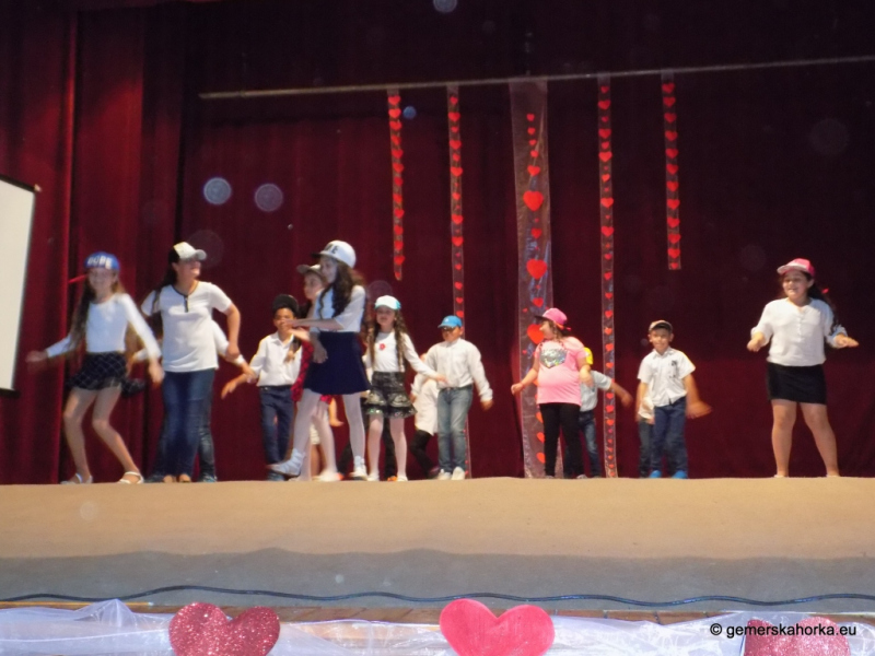 2017/ Anyák Napja - Deň matiek