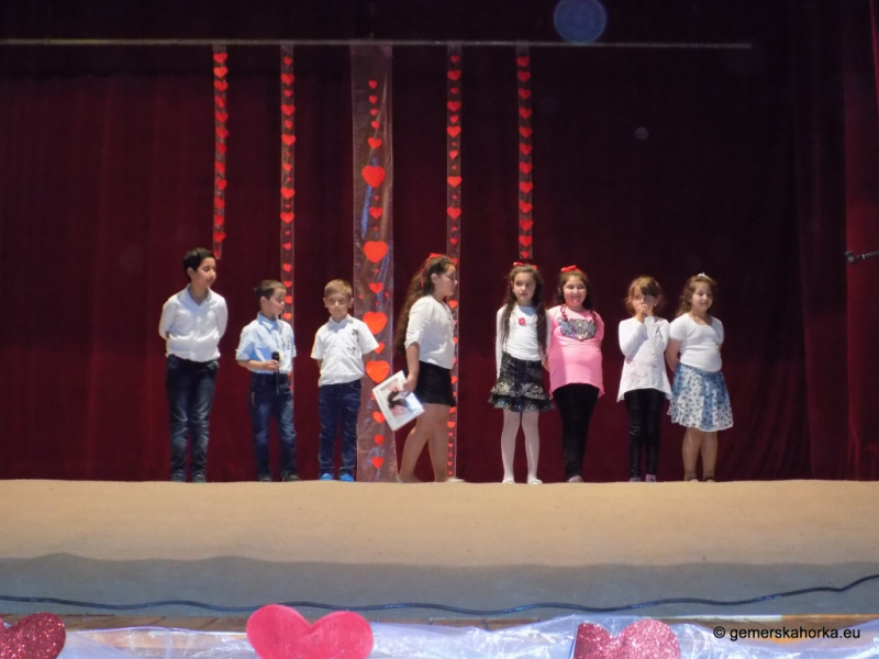 2017/ Anyák Napja - Deň matiek