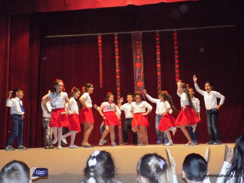 2017/ Anyák Napja - Deň matiek