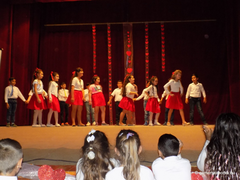 2017/ Anyák Napja - Deň matiek 