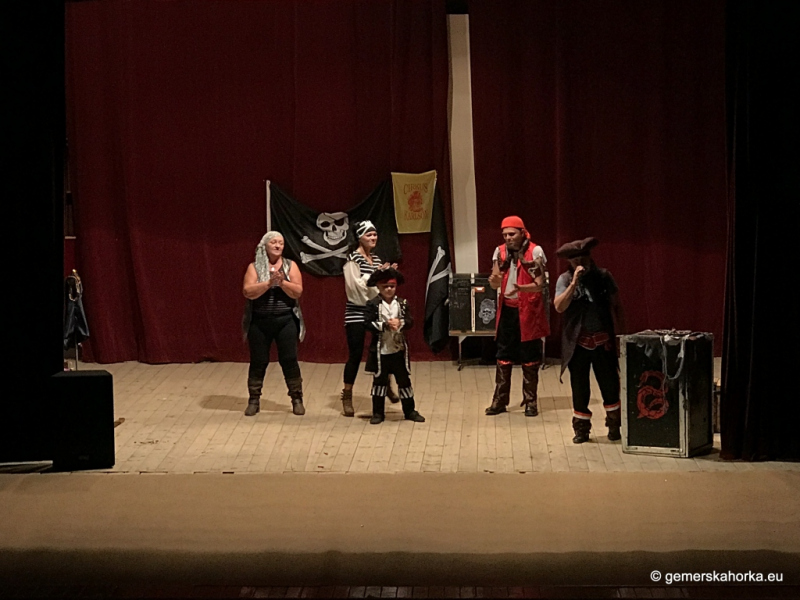 2017/ Cirkusz - Cirkus 