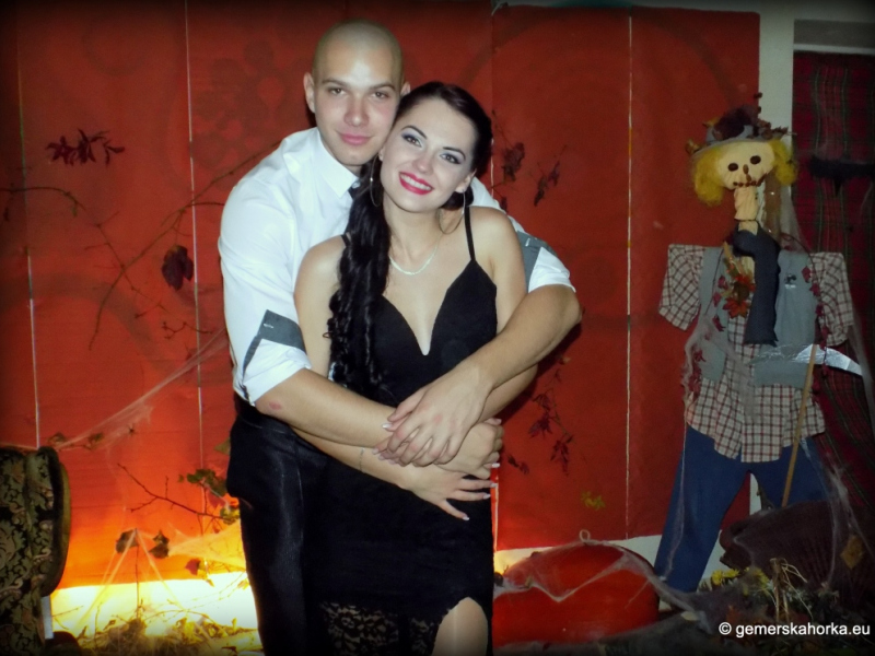 2017/ HALLOWEEN bál-ples