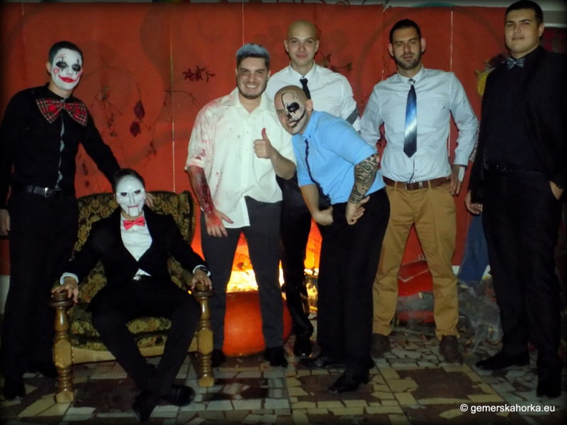 2017/ HALLOWEEN bál-ples