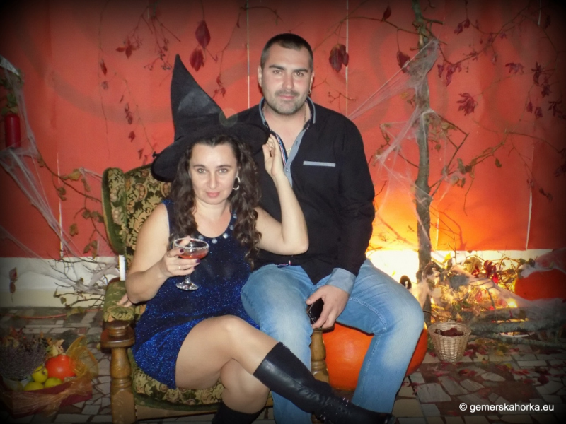 2017/ HALLOWEEN bál-ples