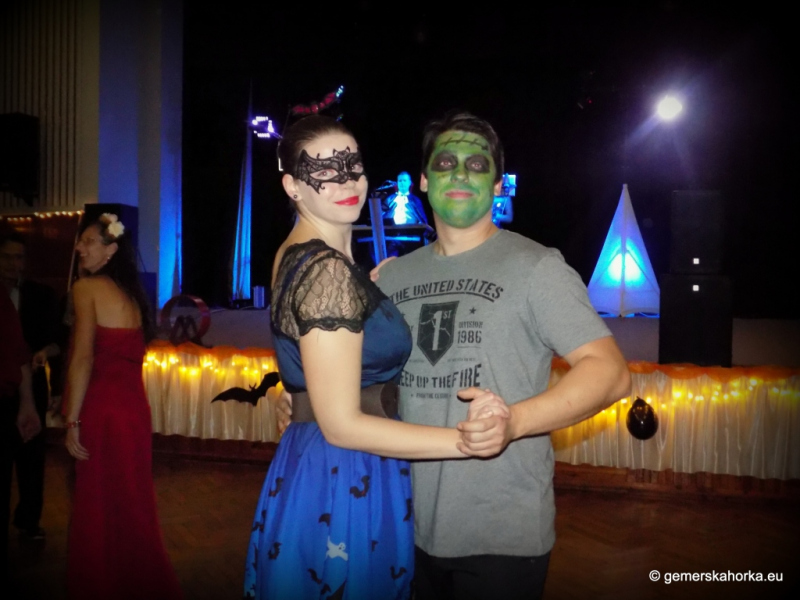 2017/ HALLOWEEN bál-ples