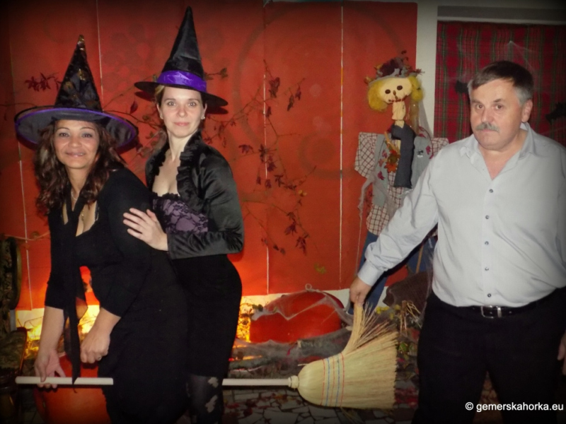 2017/ HALLOWEEN bál-ples