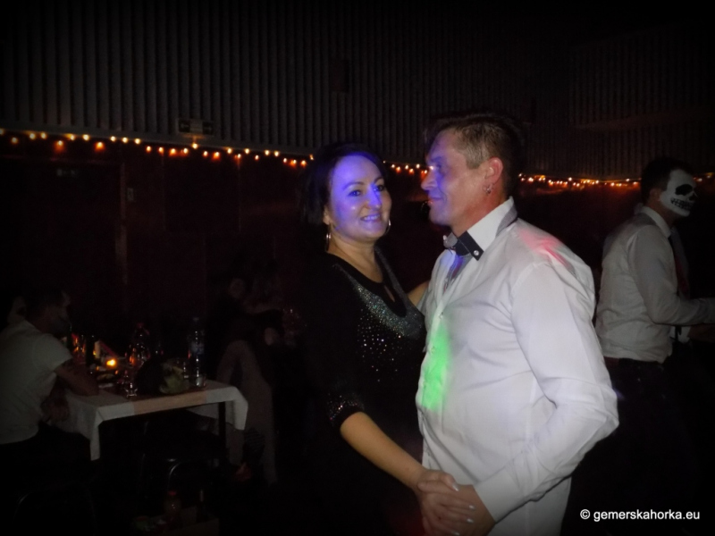 2017/ HALLOWEEN bál-ples