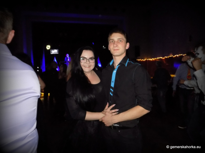 2017/ HALLOWEEN bál-ples