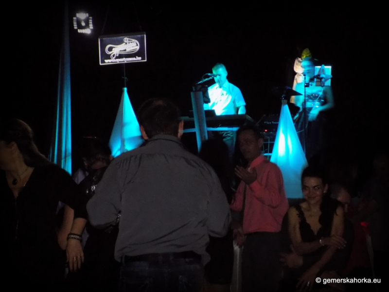 2017/ HALLOWEEN bál-ples