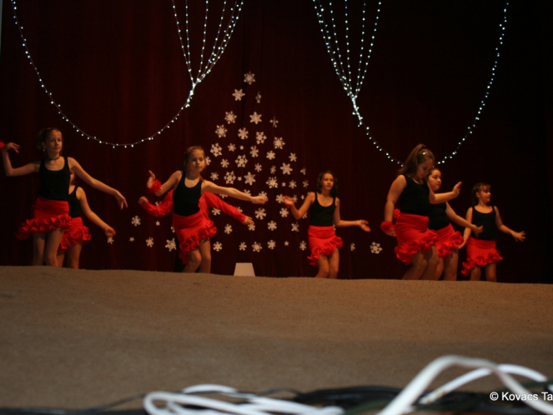 2017/ Napsugár / Karácsonyi esztrád - Vianočná estráda