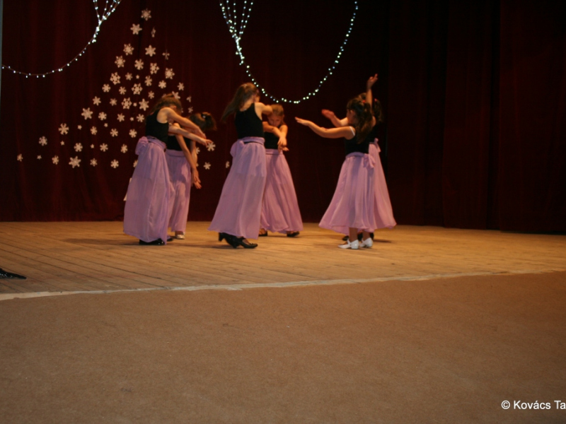 2017/ Napsugár / Karácsonyi esztrád - Vianočná estráda