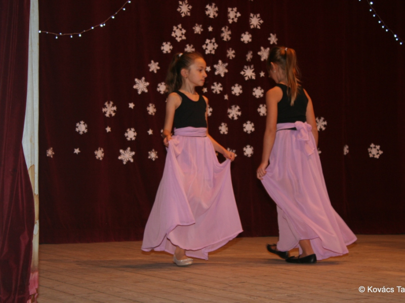 2017/ Napsugár / Karácsonyi esztrád - Vianočná estráda