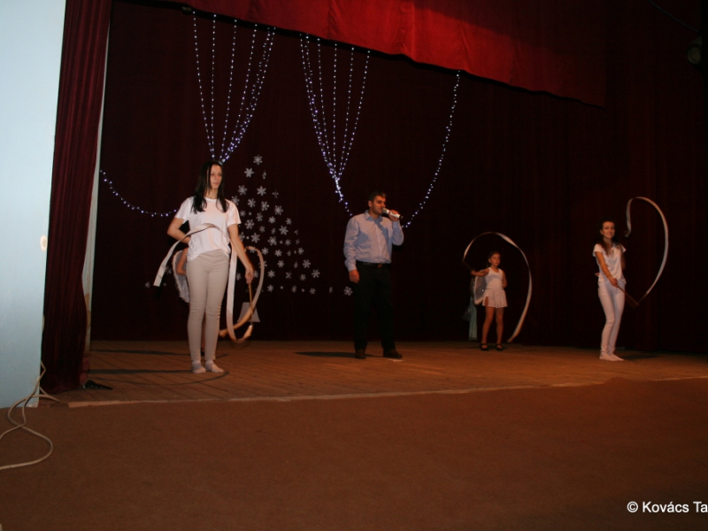 2017/ Napsugár / Karácsonyi esztrád - Vianočná estráda