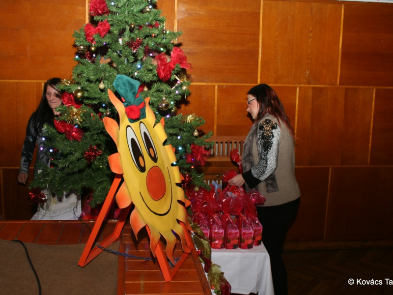 2017/ Napsugár / Karácsonyi esztrád - Vianočná estráda