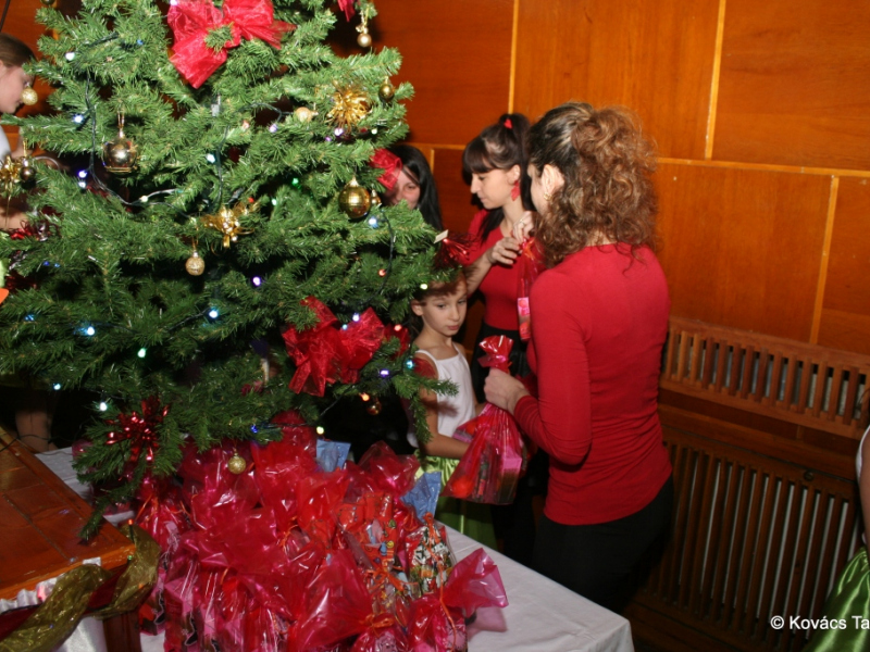 2017/ Napsugár / Karácsonyi esztrád - Vianočná estráda