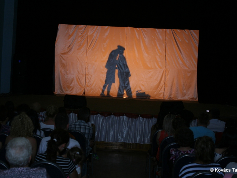 2018/ Anyák napja - Deň matiek / Napsugár